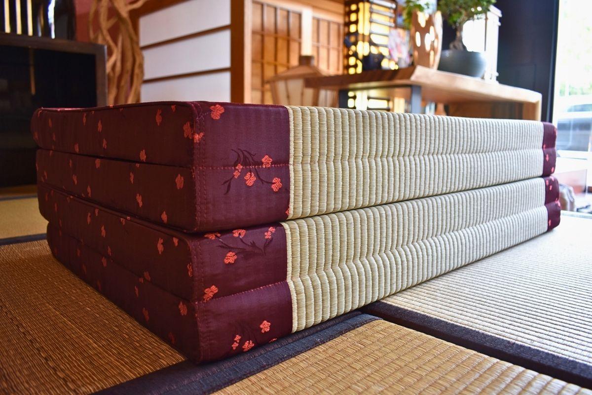 4-fold tatami mattress